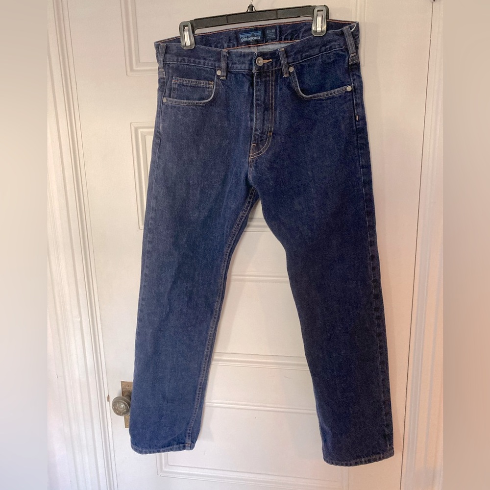 Patagonia men’s jeans dark blue 33 x 30 straight leg